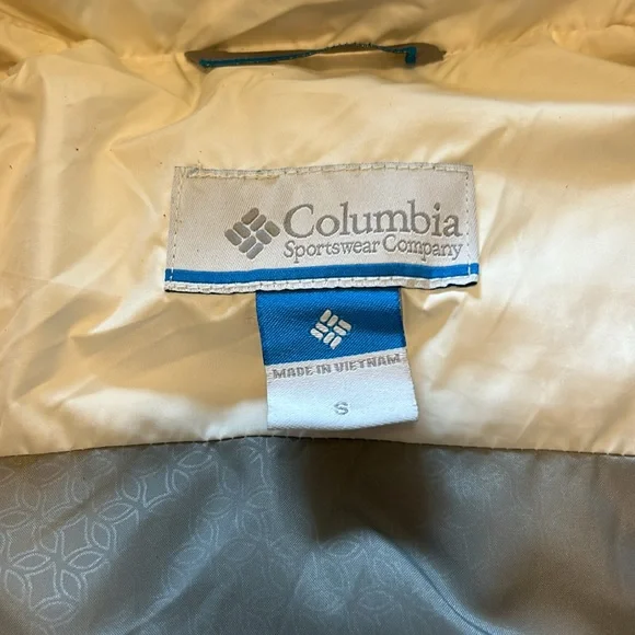 Columbia winter coat size Small. - Picture 2 of 2